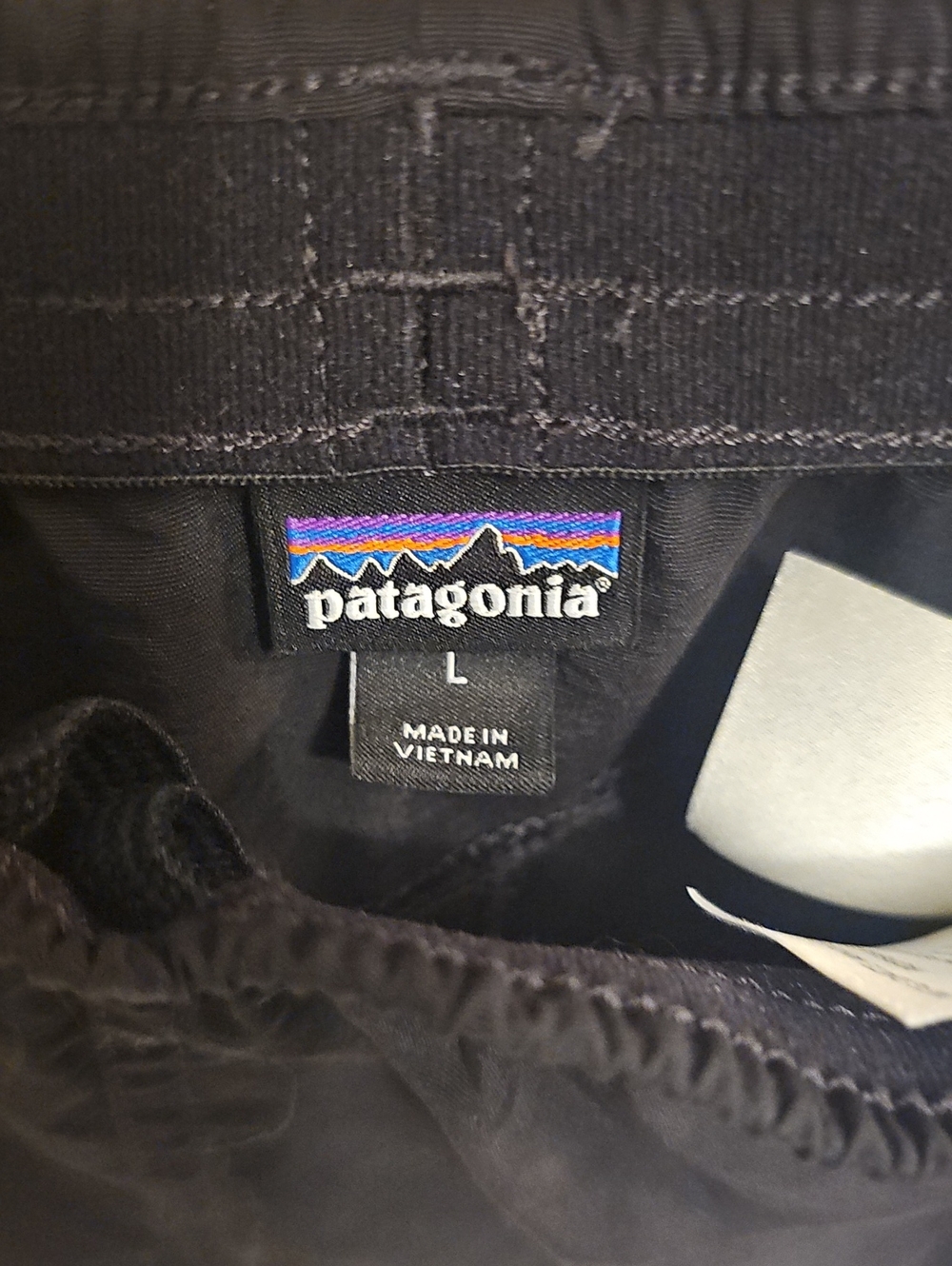 Patagonia Black Men's Shorts - Picture 2 of 5